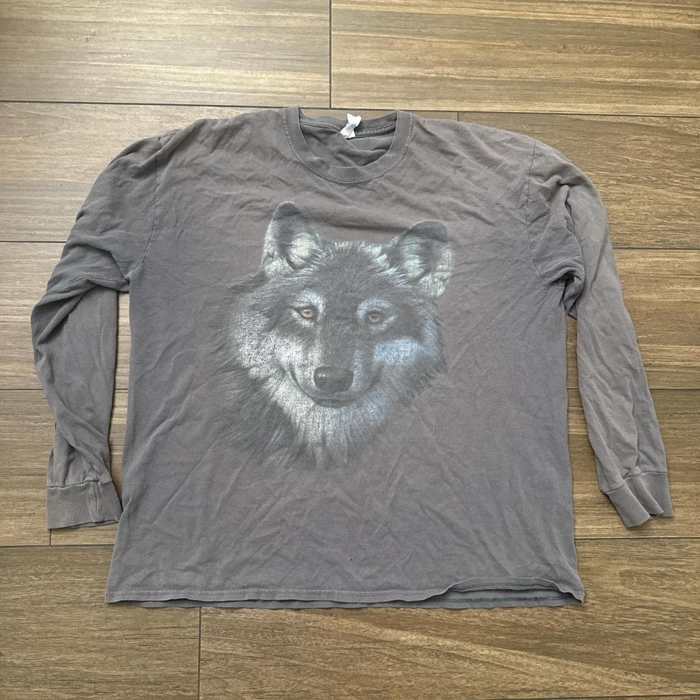 Gray Wolf Graphic Men's Shirt